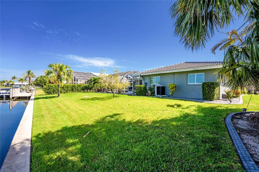 321 CAPRI ISLES CT Punta Gorda, FL 33950