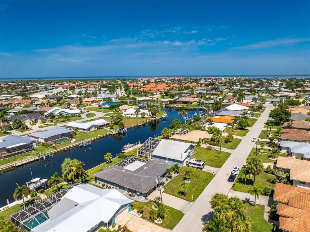 321 CAPRI ISLES CT Punta Gorda, FL 33950
