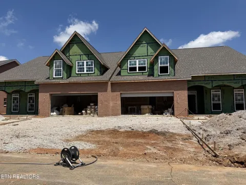 3831 Honeytree Lane