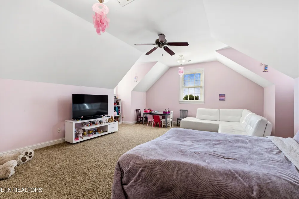 5113 Gouffon Rd Knoxville, TN 37918