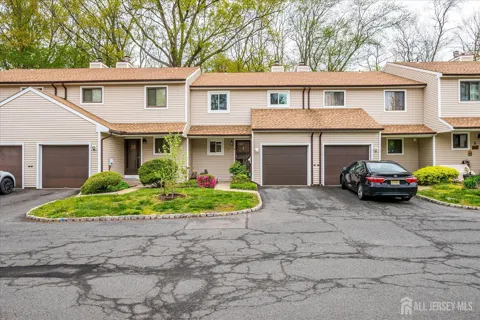 12 Tulip Court