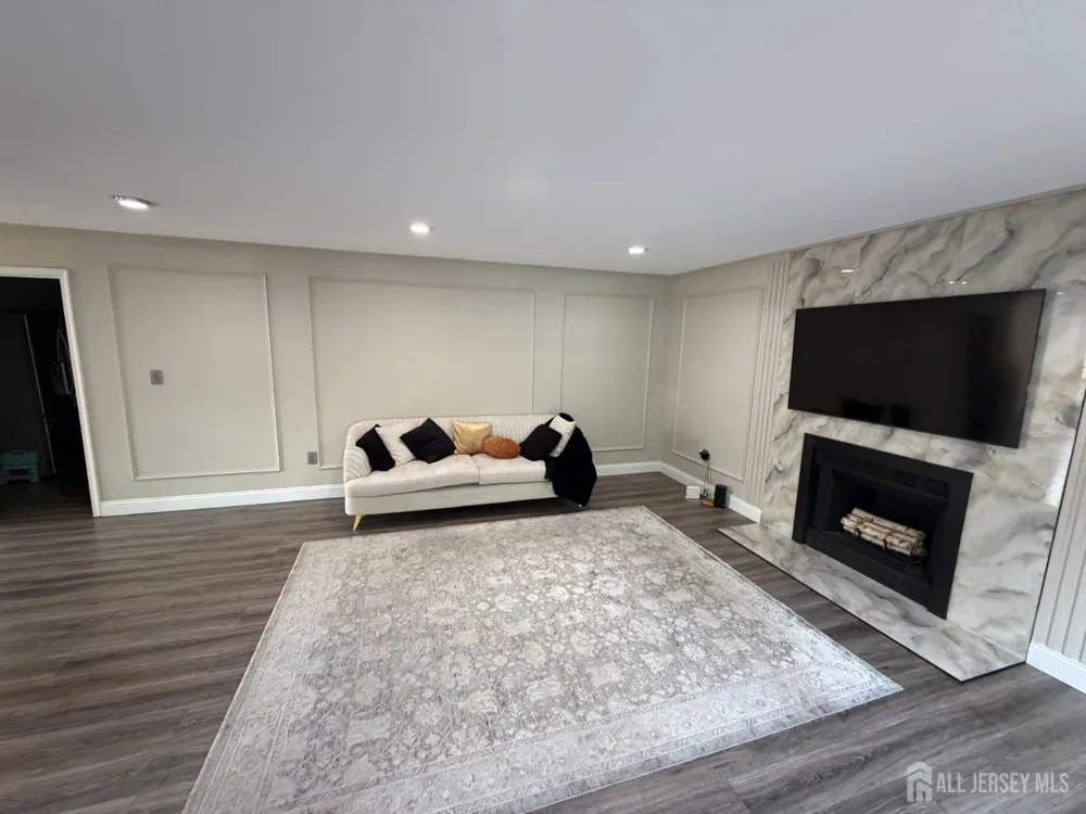 56 Oakland Road Old Bridge, NJ 08857