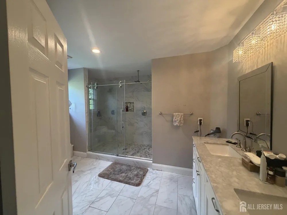 56 Oakland Road Old Bridge, NJ 08857