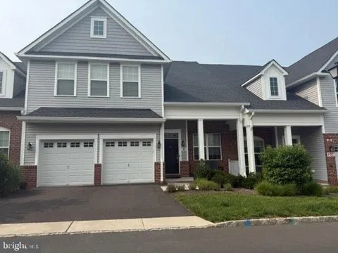 33 TUCKER WAY