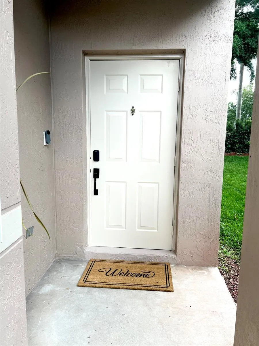 2046 Madeira Drive Weston, FL 33327