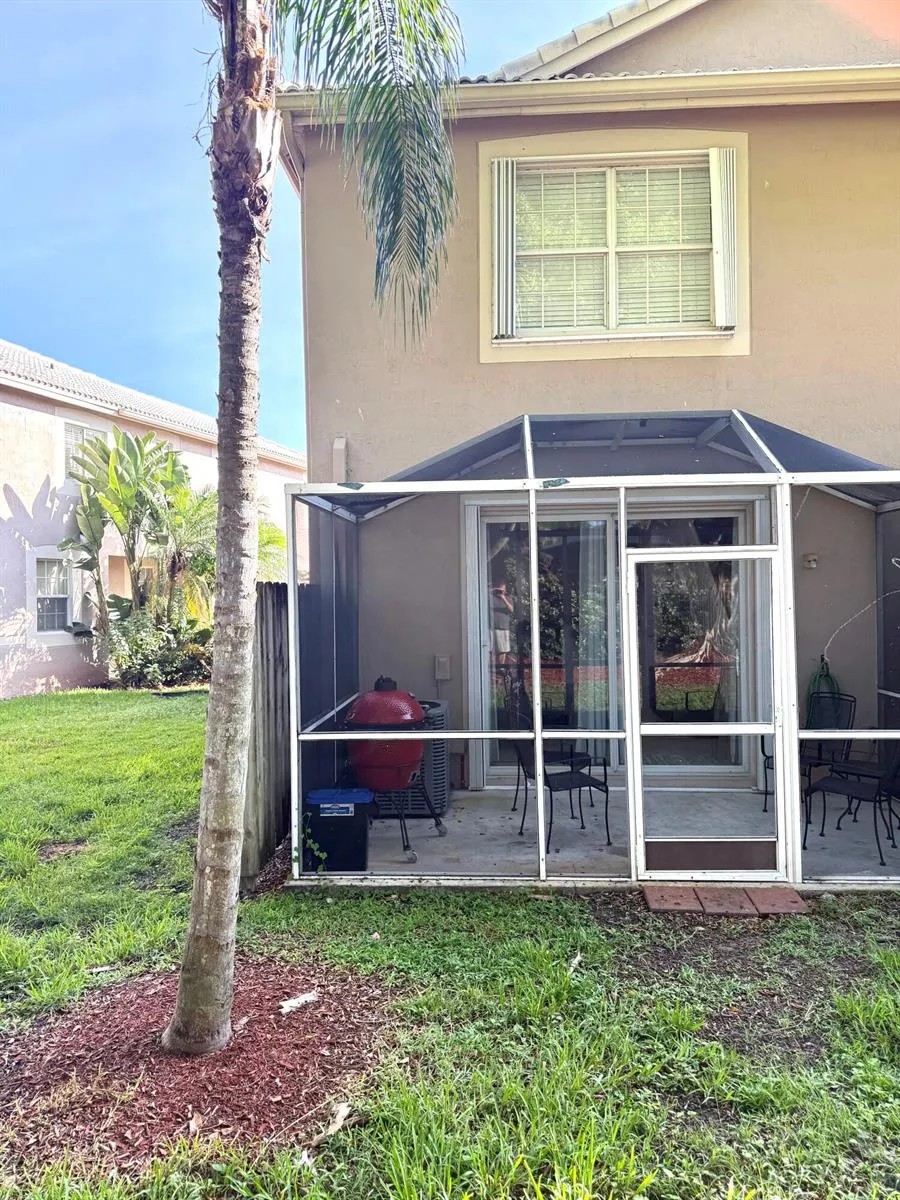 2046 Madeira Drive Weston, FL 33327