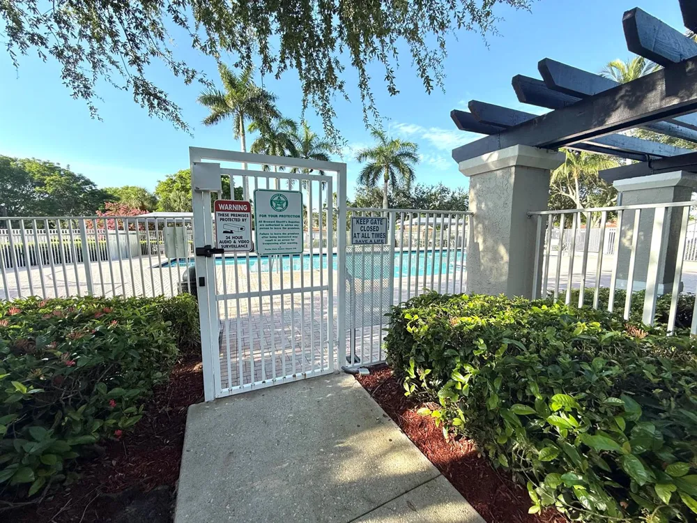 2046 Madeira Drive Weston, FL 33327