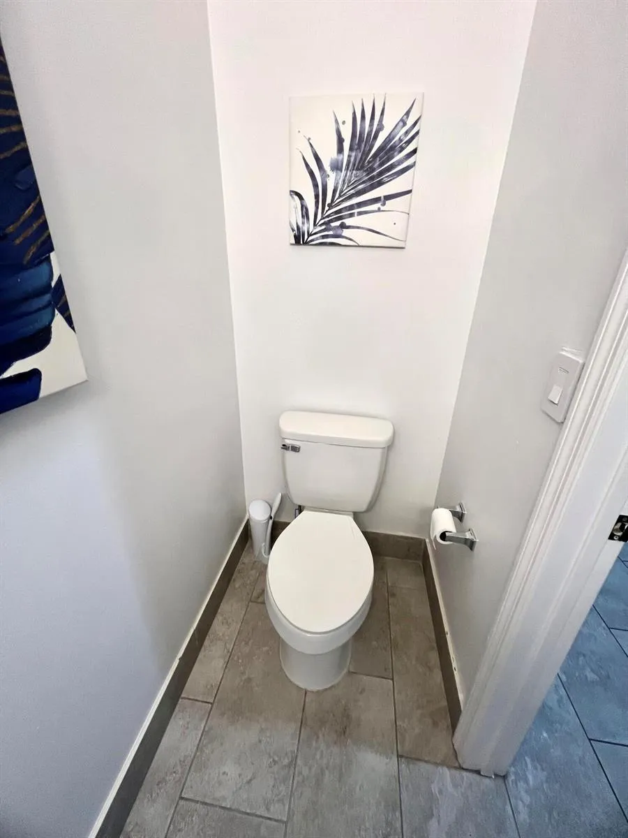 2046 Madeira Drive Weston, FL 33327