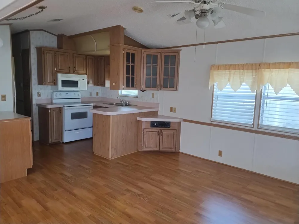 5374 SE 65th Avenue Okeechobee, FL 34974