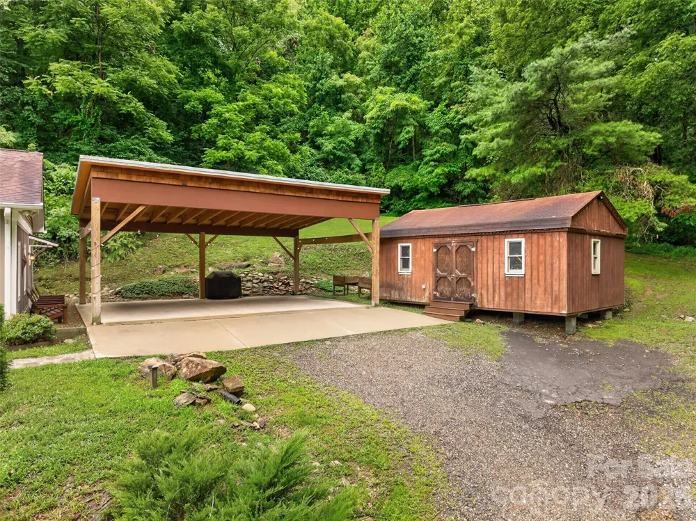 3882 New Leicester Highway Leicester, NC 28748