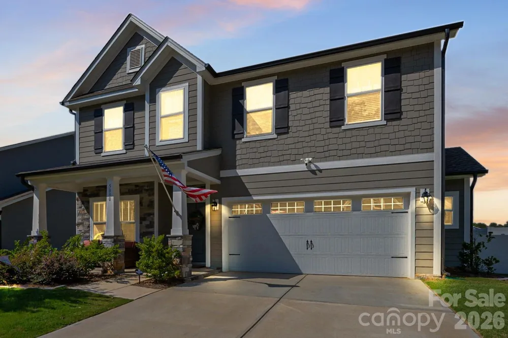 5080 Mooreland Oaks Way Mount Holly, NC 28120