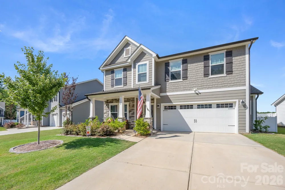 5080 Mooreland Oaks Way Mount Holly, NC 28120
