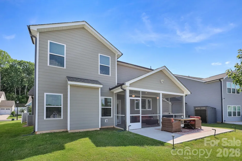 5080 Mooreland Oaks Way Mount Holly, NC 28120