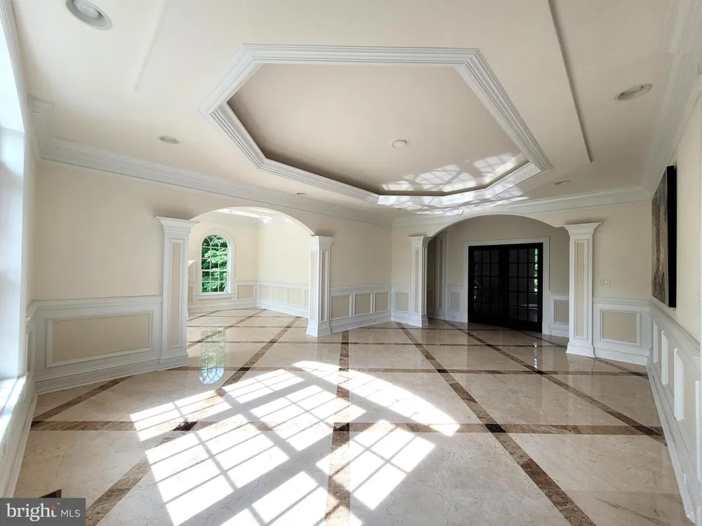 3617 CHAIN BRIDGE ROAD Fairfax, VA 22030