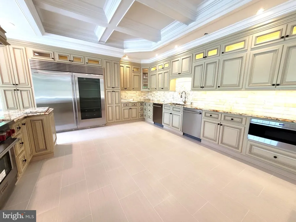 3617 CHAIN BRIDGE ROAD Fairfax, VA 22030