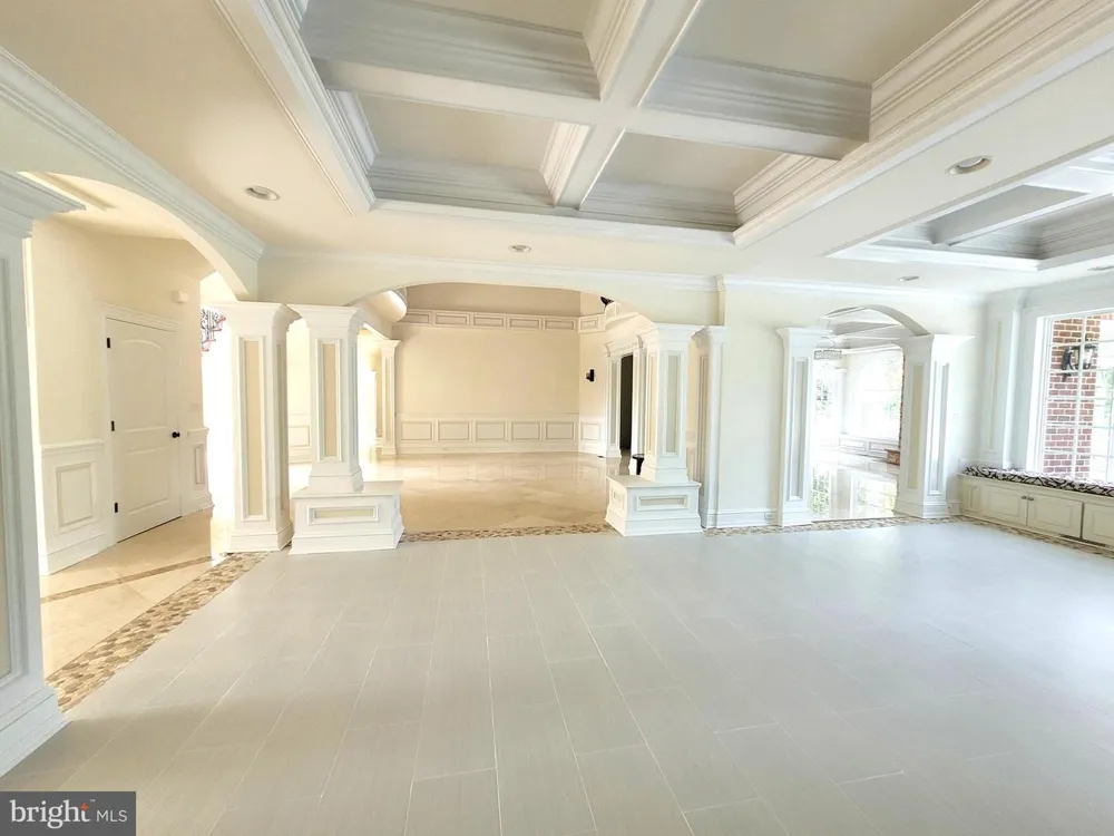 3617 CHAIN BRIDGE ROAD Fairfax, VA 22030