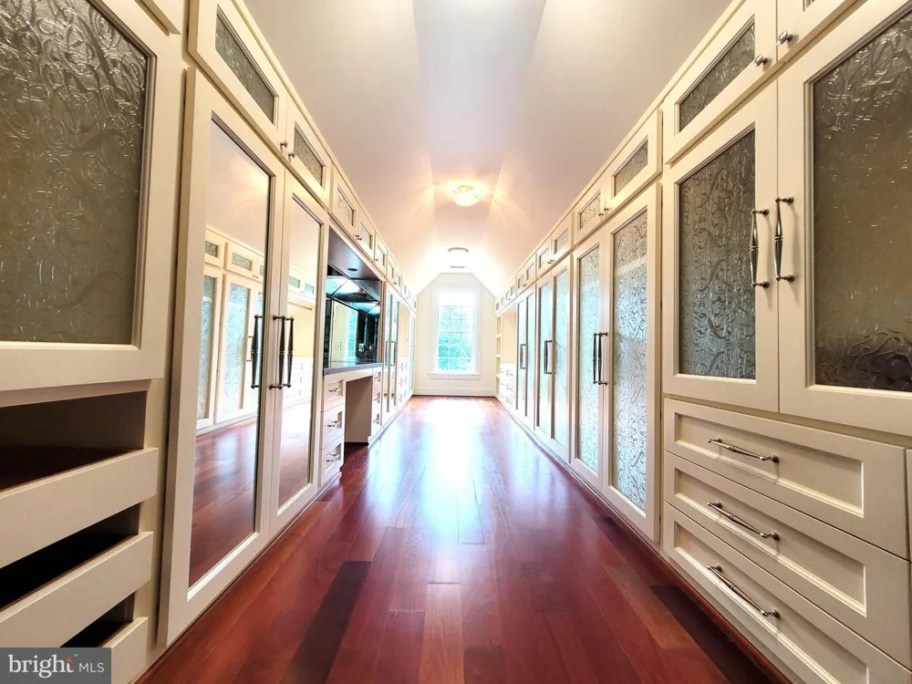 3617 CHAIN BRIDGE ROAD Fairfax, VA 22030