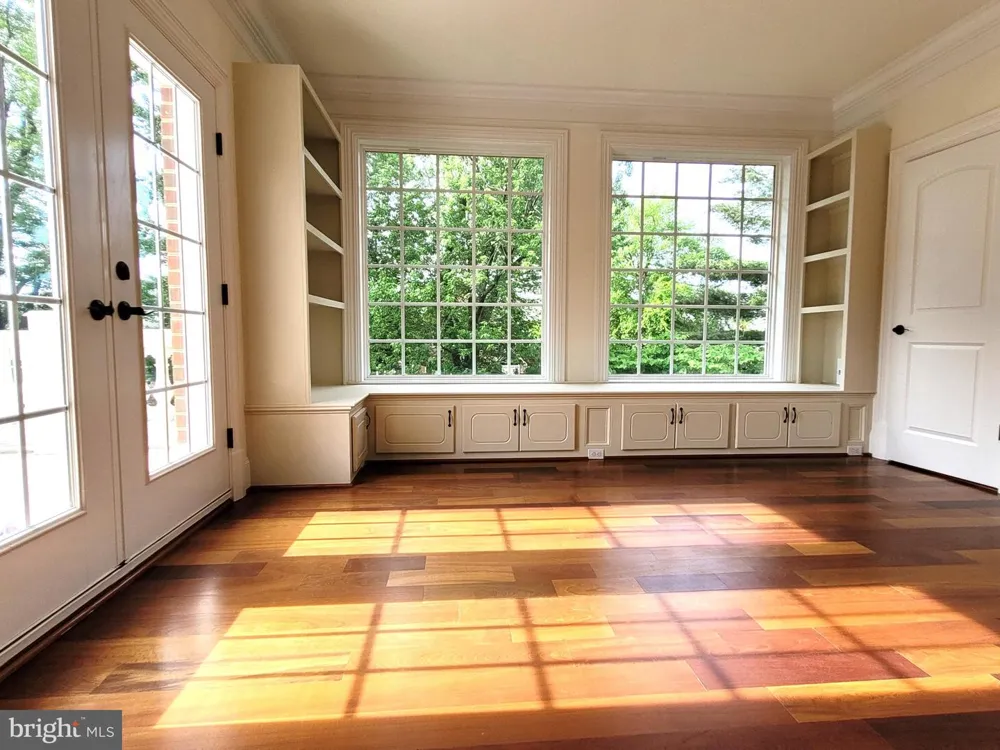 3617 CHAIN BRIDGE ROAD Fairfax, VA 22030