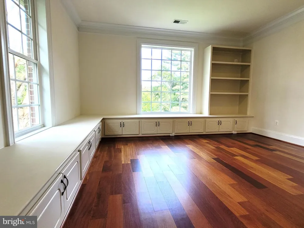 3617 CHAIN BRIDGE ROAD Fairfax, VA 22030