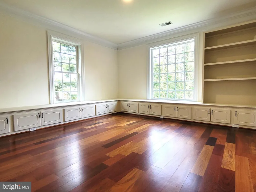 3617 CHAIN BRIDGE ROAD Fairfax, VA 22030