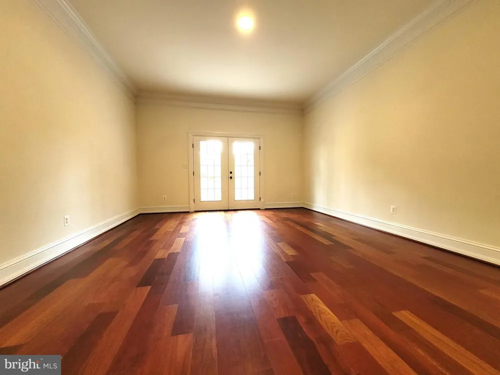 3617 CHAIN BRIDGE ROAD Fairfax, VA 22030