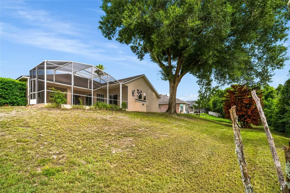 99 HOLLOW PINE DRIVE Debary, FL 32713