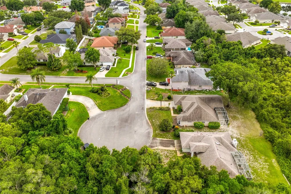 99 HOLLOW PINE DRIVE Debary, FL 32713