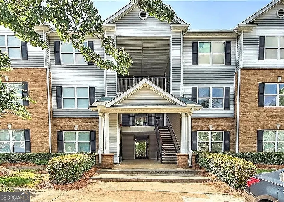 6202 Fairington Ridge CIR Lithonia, GA 30038
