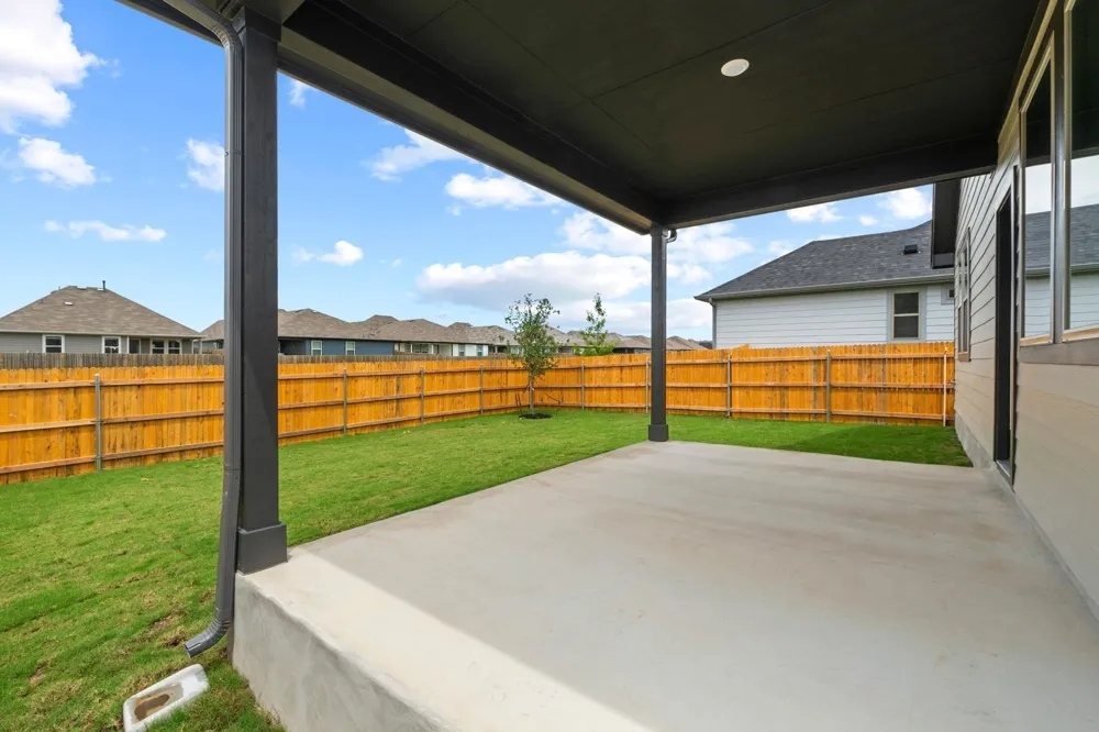 31116 Azure Waters Drive Huffman, TX 77336
