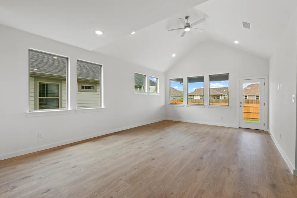 31116 Azure Waters Drive Huffman, TX 77336