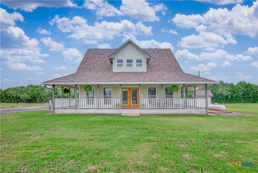 227 Ski Plex Drive Seguin, TX 78155