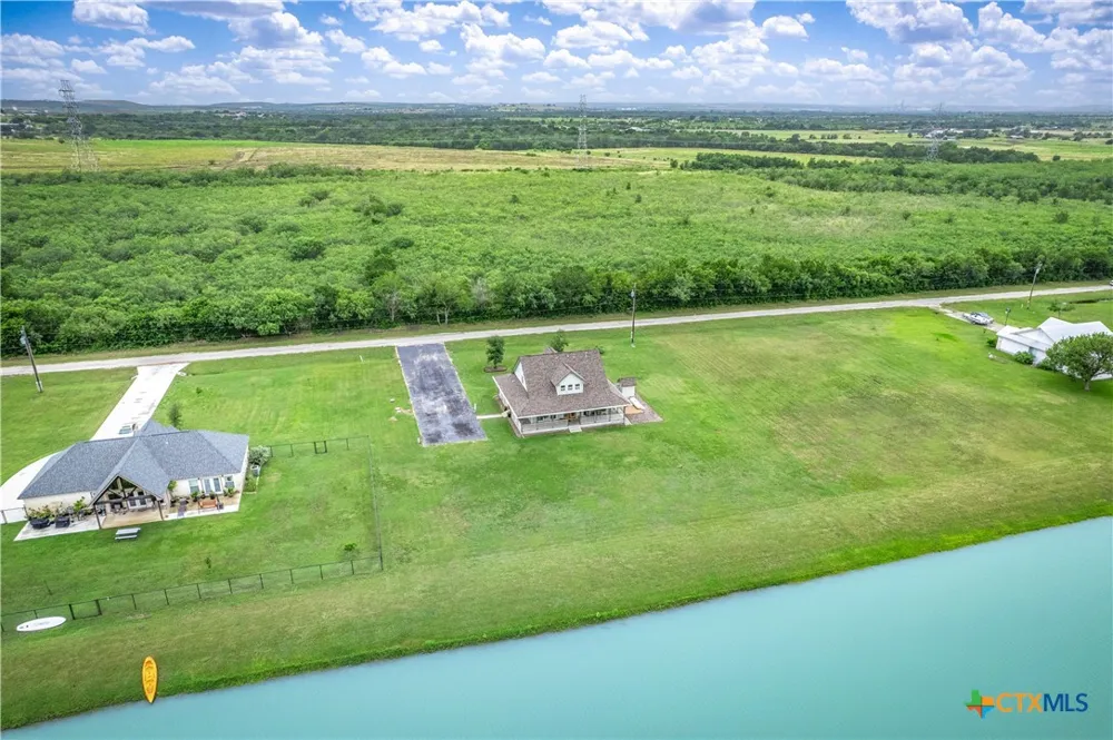 227 Ski Plex Drive Seguin, TX 78155
