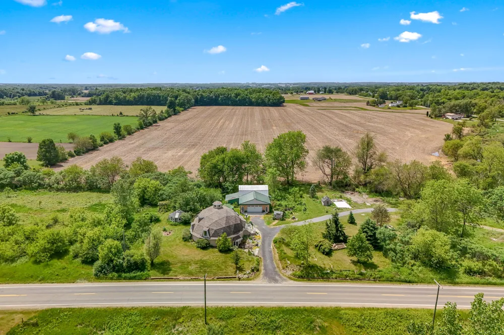 6180 S Hillsdale Road Cambria Township, MI 49242
