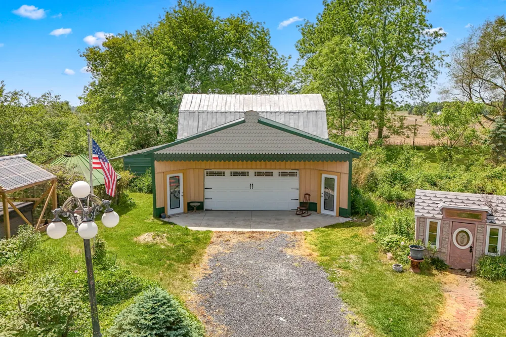 6180 S Hillsdale Road Cambria Township, MI 49242