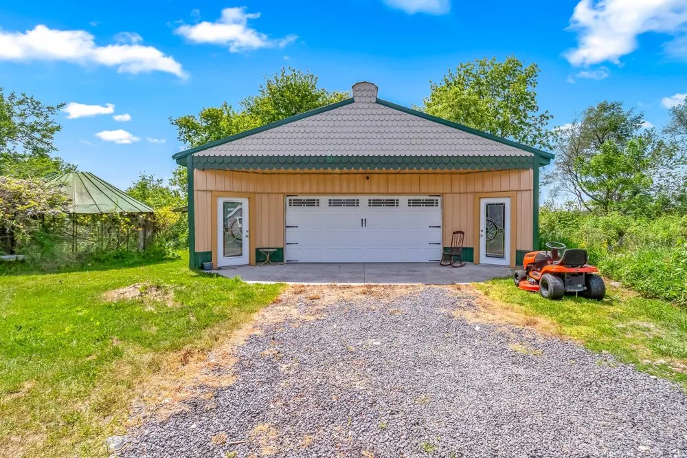 6180 S Hillsdale Road Cambria Township, MI 49242