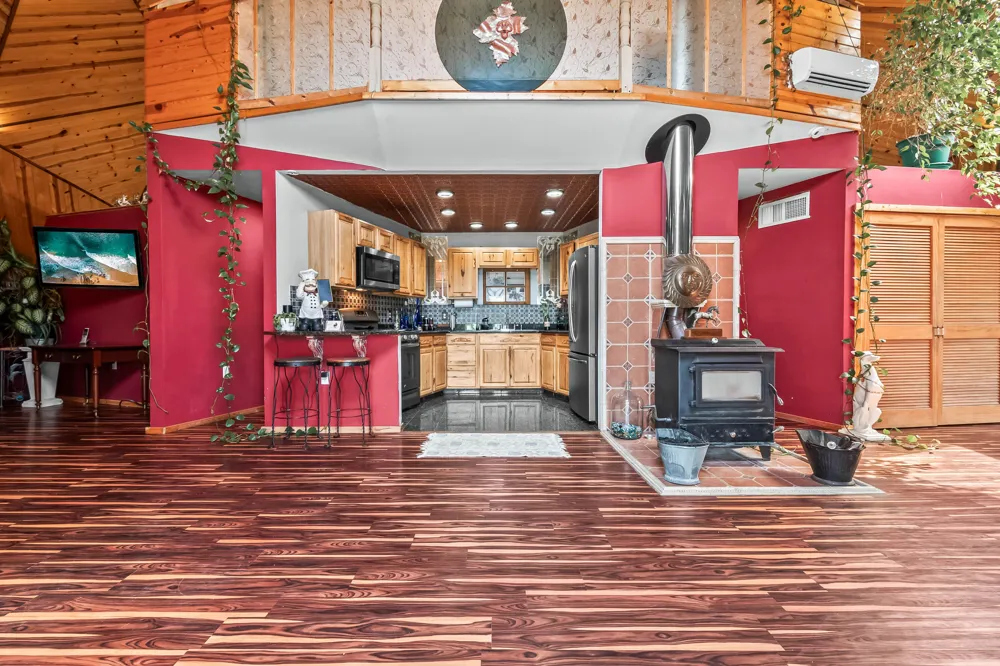 6180 S Hillsdale Road Cambria Township, MI 49242