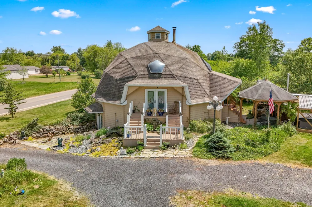 6180 S Hillsdale Road Cambria Township, MI 49242