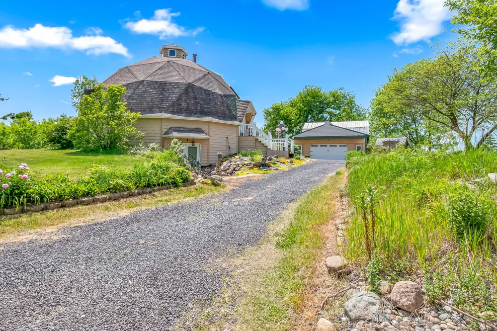 6180 S Hillsdale Road Cambria Township, MI 49242