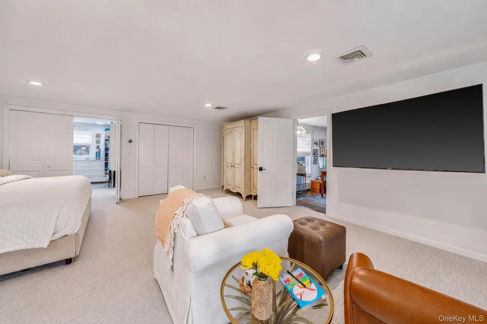 312 Riverside Drive Riverhead, NY 11901