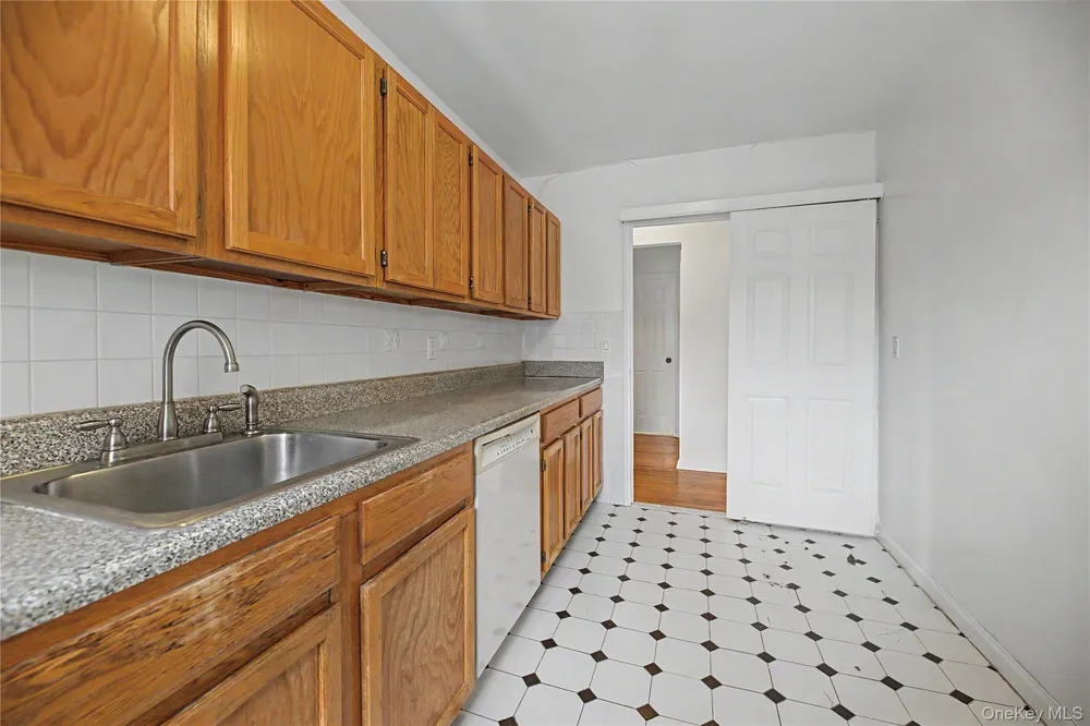 1234 Midland Avenue #6E Bronxville, NY 10708