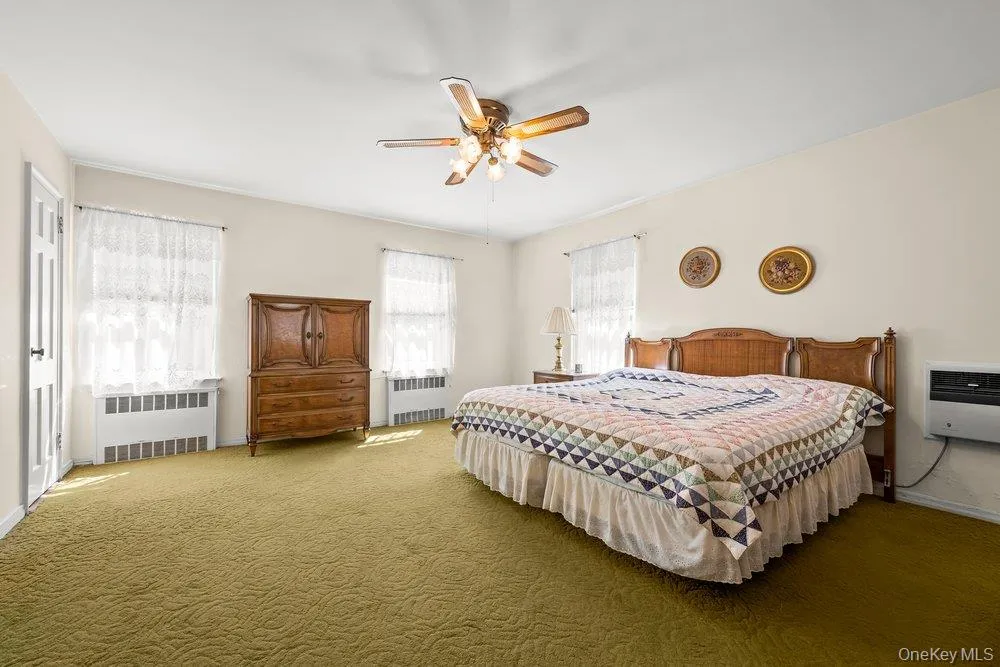 79-38 Bell Boulevard Hollis Hills, NY 11364