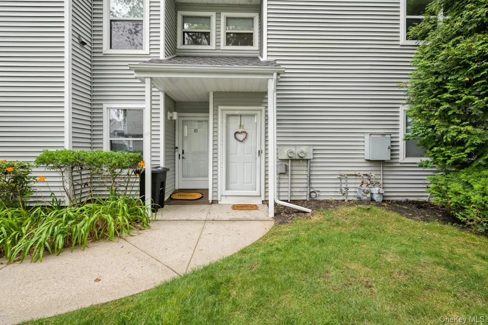 88 Leeward Court Port Jefferson, NY 11777