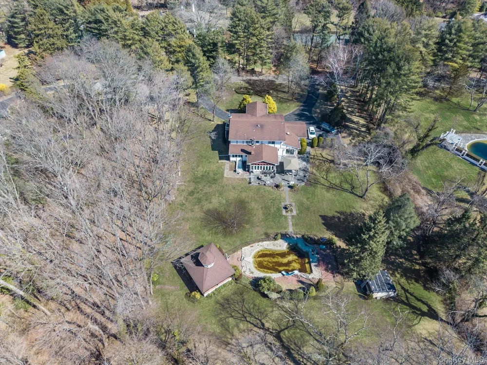 Address Not Shown Glen Head, NY 11545
