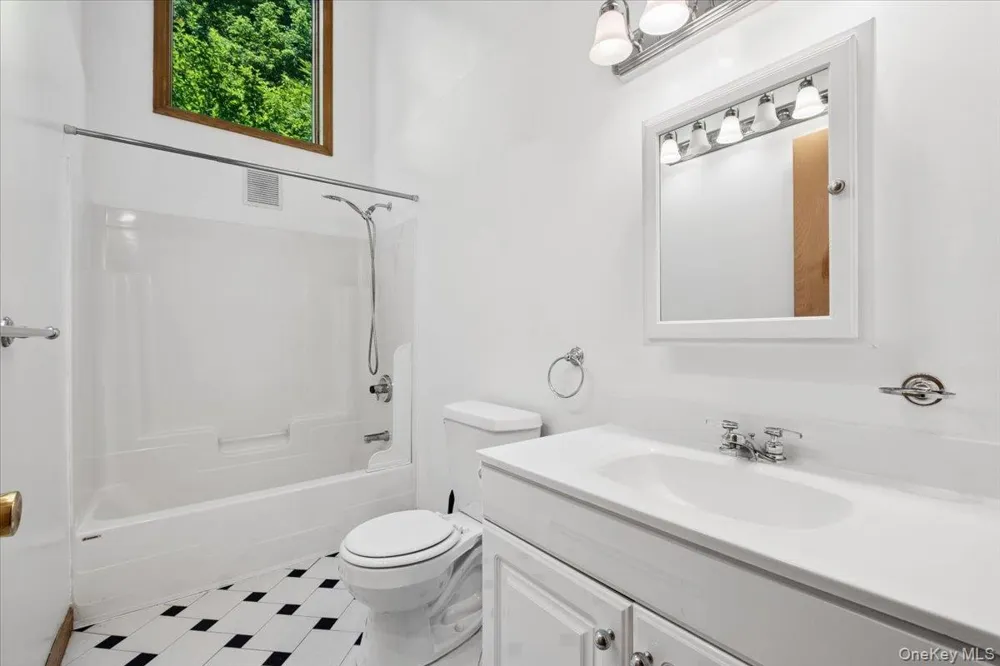 56 School Street Cortlandt Manor, NY 10567