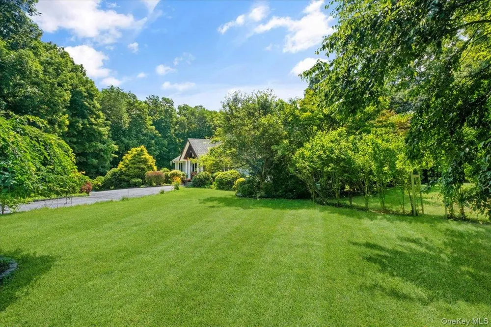 56 School Street Cortlandt Manor, NY 10567
