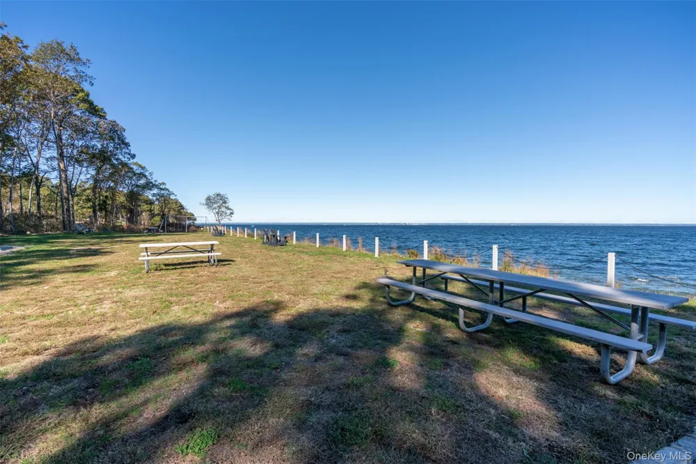 17 Forrest Drive Lloyd Neck, NY 11743