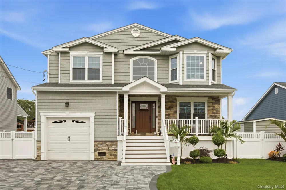 30 Berger Avenue Amityville, NY 11701