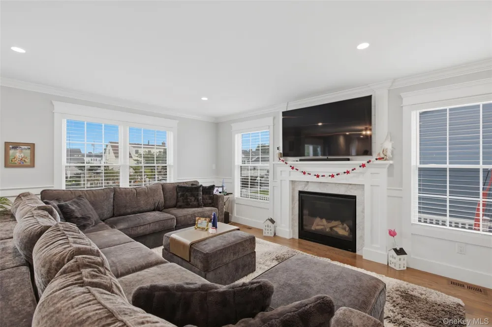 30 Berger Avenue Amityville, NY 11701
