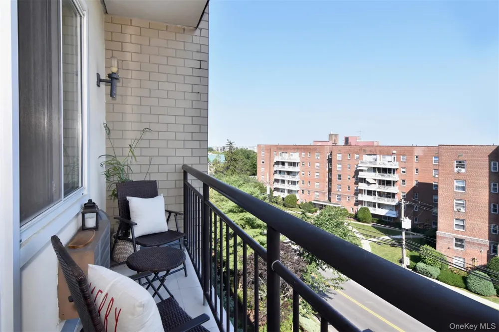 703 Pelham Road #513 New Rochelle, NY 10805