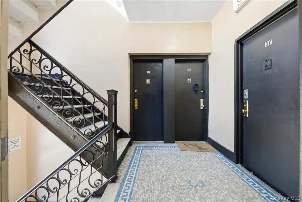 425 E 153 STREET #3A Bronx, NY 10455